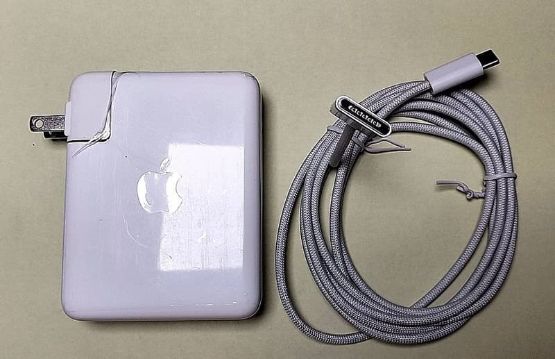 英特奈 APPLE 蘋果 A2780 2023 28V 5V 140W筆電變壓器A2452